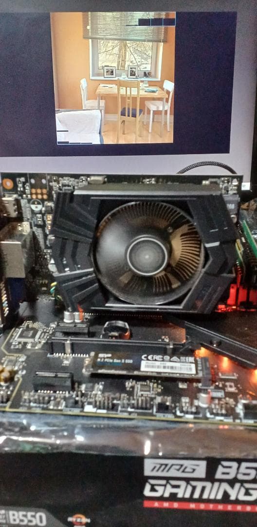 MSI B550 GAMING PLUS マザーボード