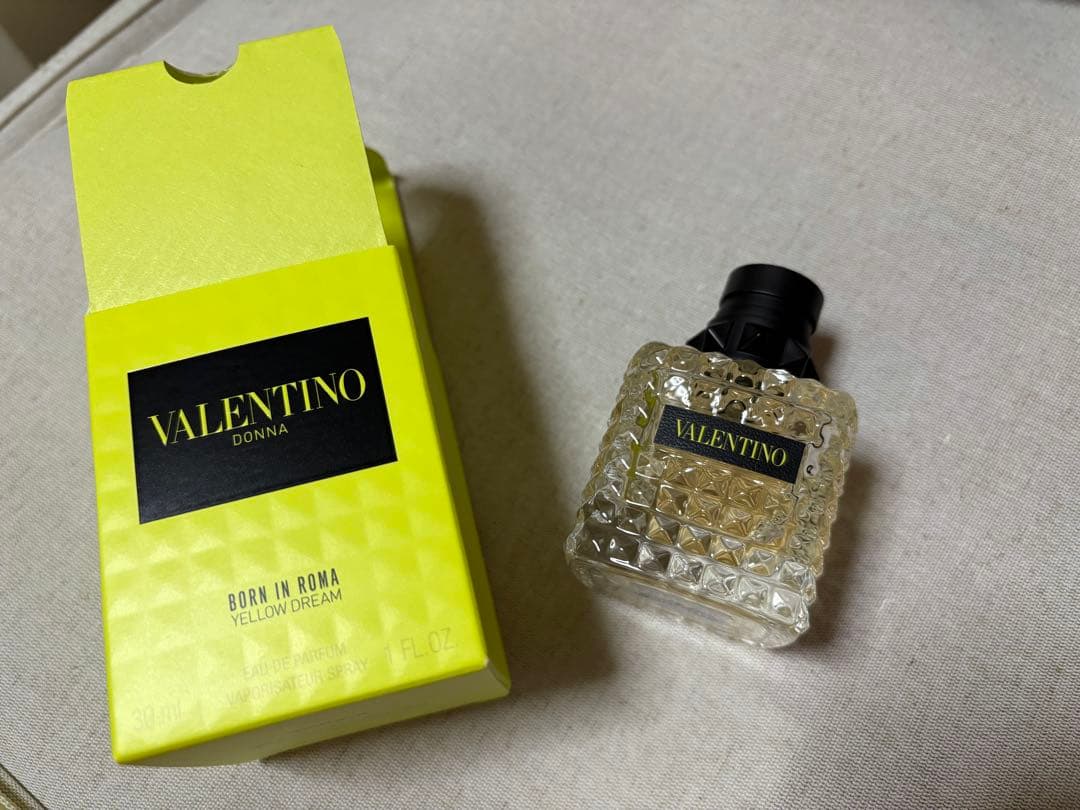 ヴァレンティノ　イエロー　ドリーム　オードパルファン　30ml 香水