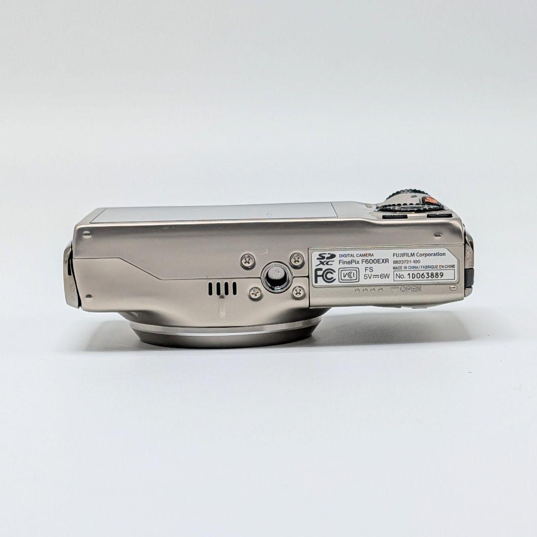 【極美品】FUJIFILM FinePix F600EXR