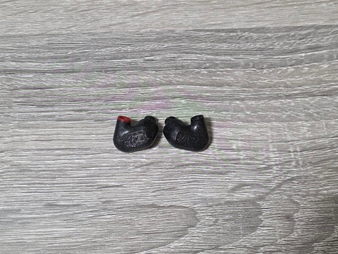 Sennheiser IE 300 有線イヤホン　清掃済み