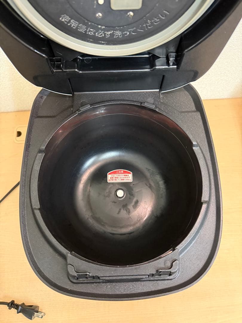 タイガー 圧力IH炊飯ジャー JPI-A100 5.5合 2020年製