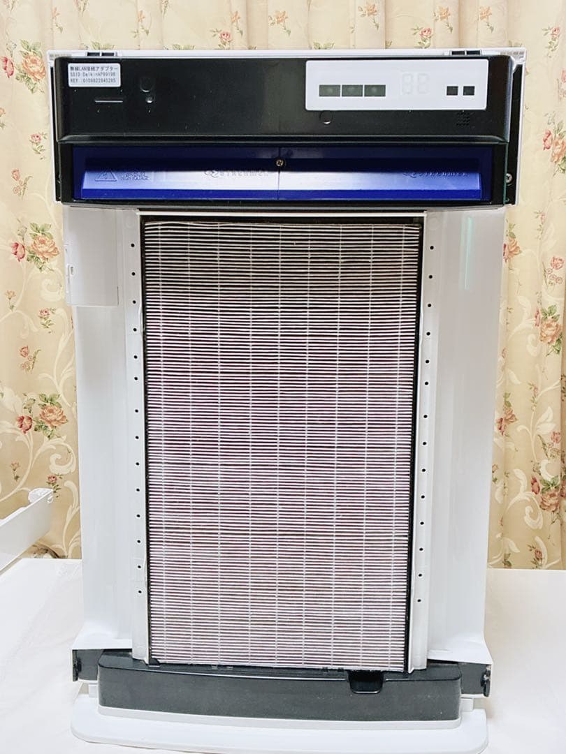 ダイキン 空気清浄機ACK70W-W 加湿機能付き　ホワイト　動作確認済み