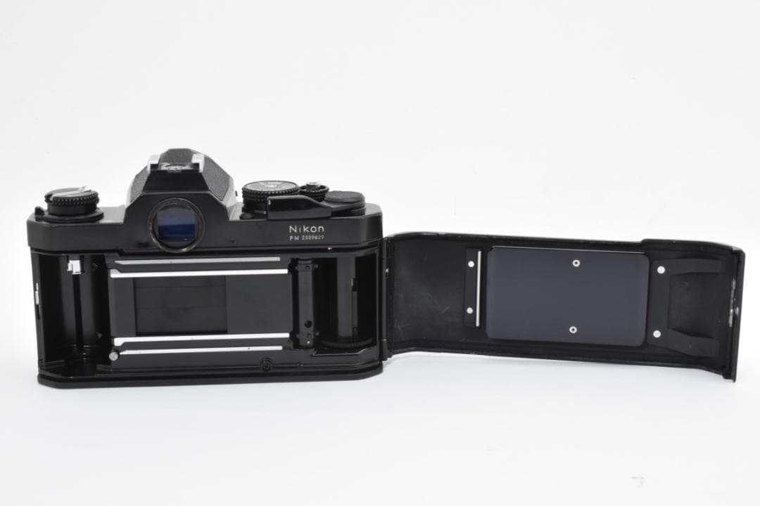 【美品】Nikon FM ボディ + Ai 50mm F1.4 レンズ #412