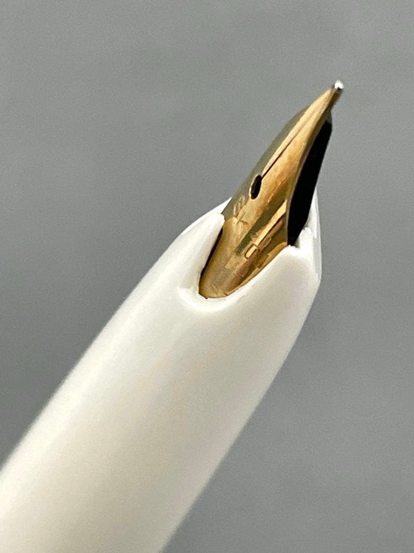 【極希少/未使用】セーラー万年筆 18K ペン先 昭和レトロ 花柄 外箱付