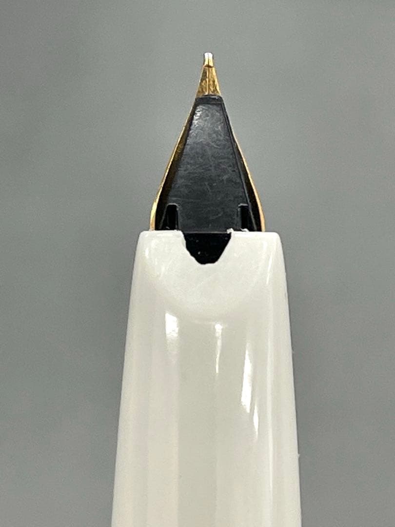 【極希少/未使用】セーラー万年筆 18K ペン先 昭和レトロ 花柄 外箱付
