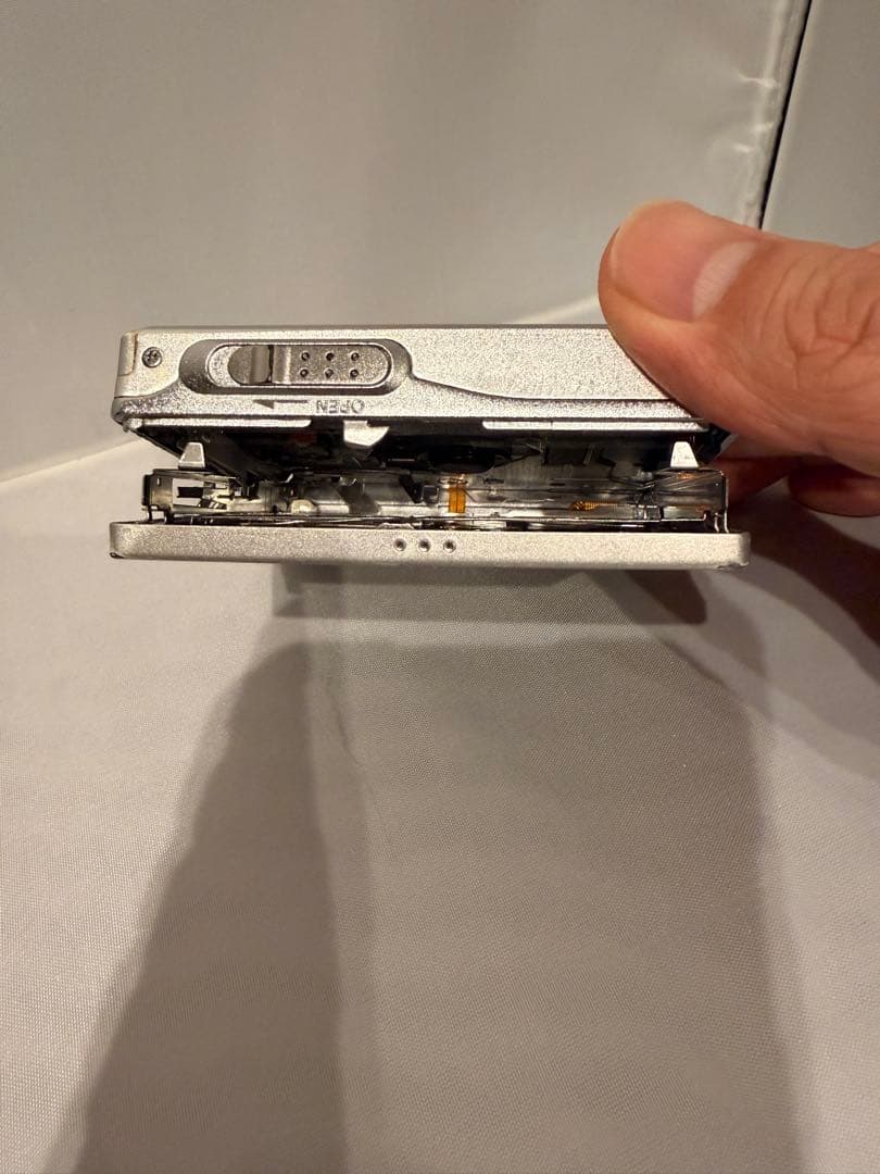 [A]SONY ポータブルMDプレーヤー MZ-R90/アダプタAC-MZR55
