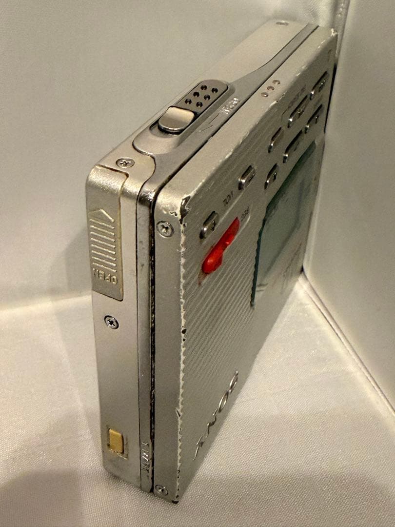 [A]SONY ポータブルMDプレーヤー MZ-R90/アダプタAC-MZR55