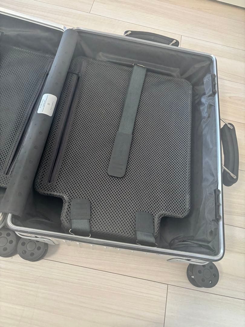 ほぼ未使用　RIMOWA クラシックキャビン　キャリー