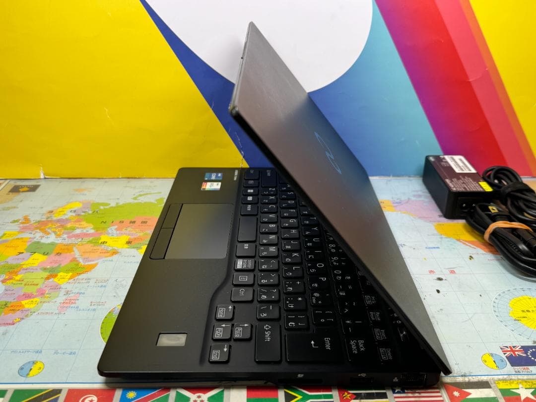 美品 タッチパネル 第12世代 富士通 U9312/K ノートPC 13.3型
