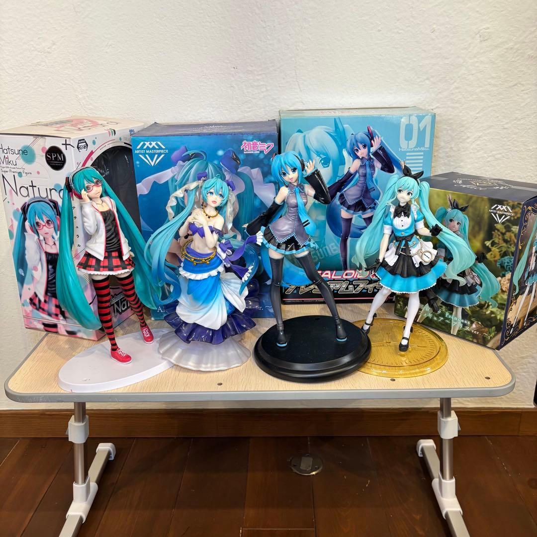 初音ミク フィギュア7体セット 箱つき 人形
