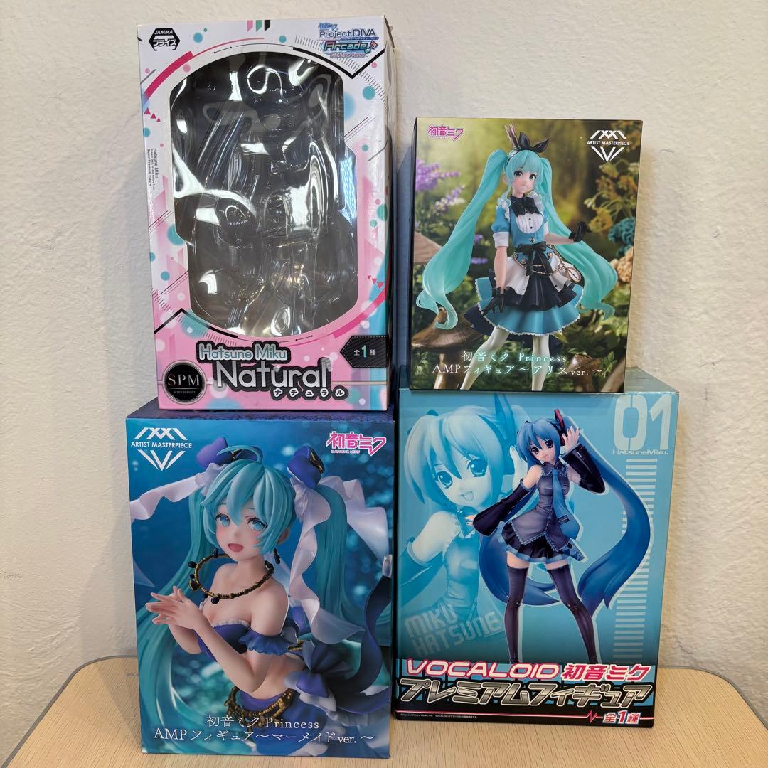 初音ミク フィギュア7体セット 箱つき 人形