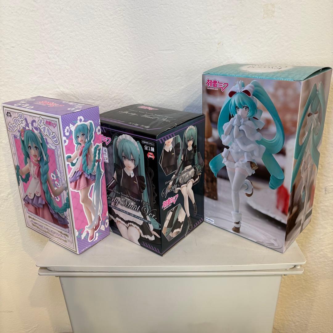 初音ミク フィギュア7体セット 箱つき 人形
