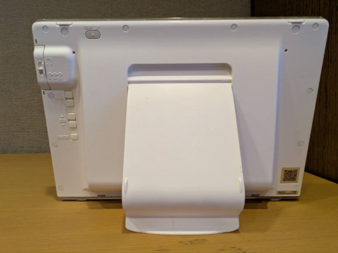 Panasonic ポータブルお風呂テレビ 　UN_10E8