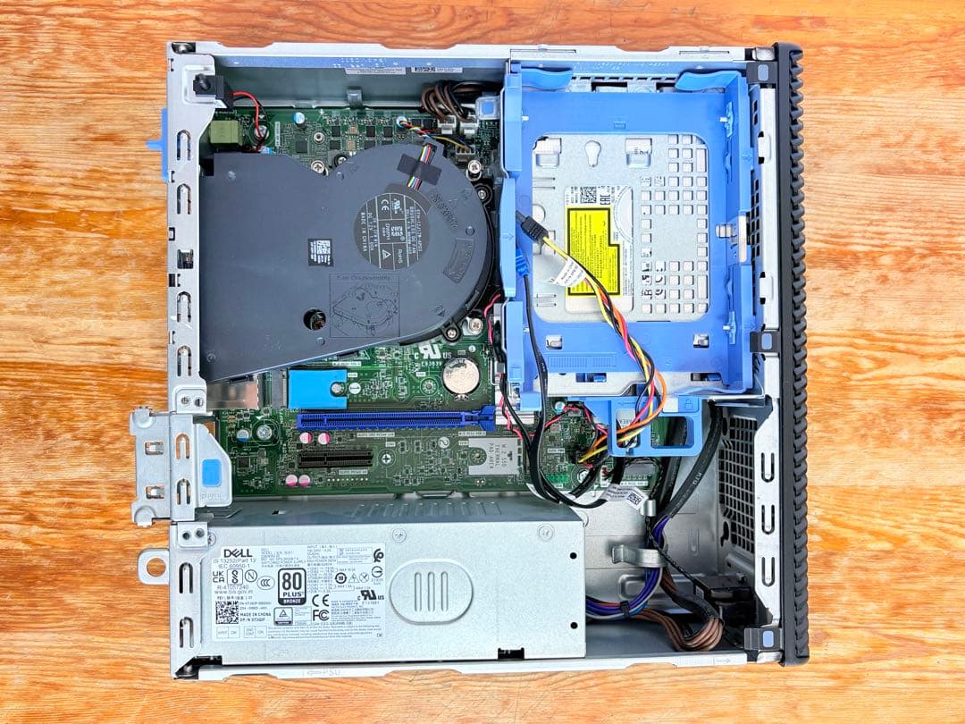 ベアーボン状態のDell Precision 3460/CPUなし・メモリなし