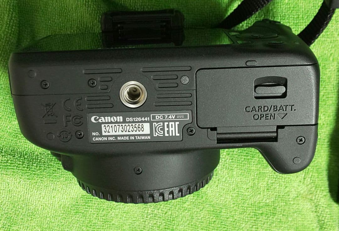 Canon EOS kiss X7 キヤノン一眼レフデジタルカメラ APS-C