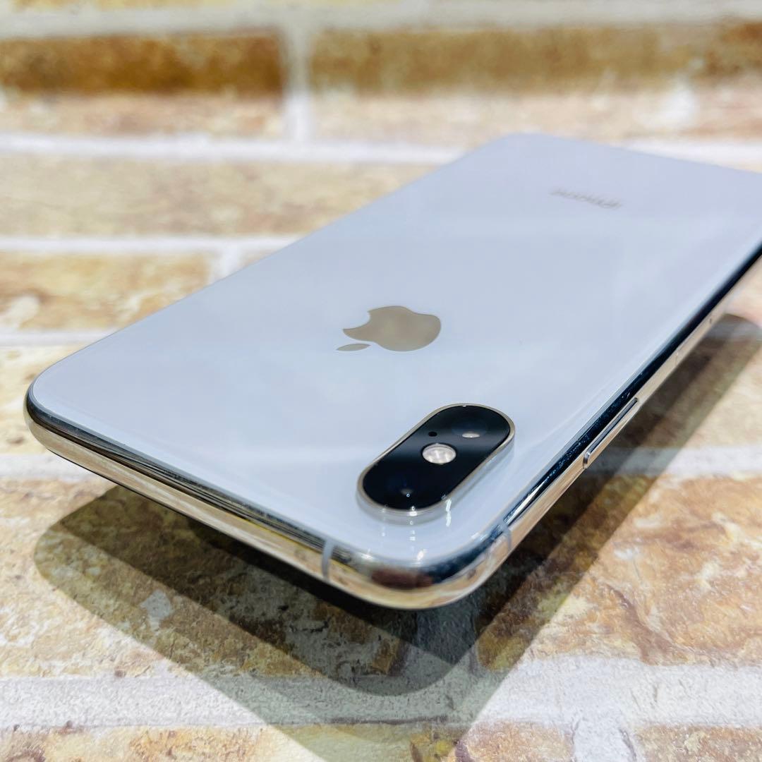 訳あり SIMフリー iPhoneXS 64GB シルバー 電池良好