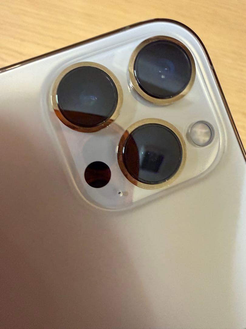 Apple iPhone 13 Pro ゴールド