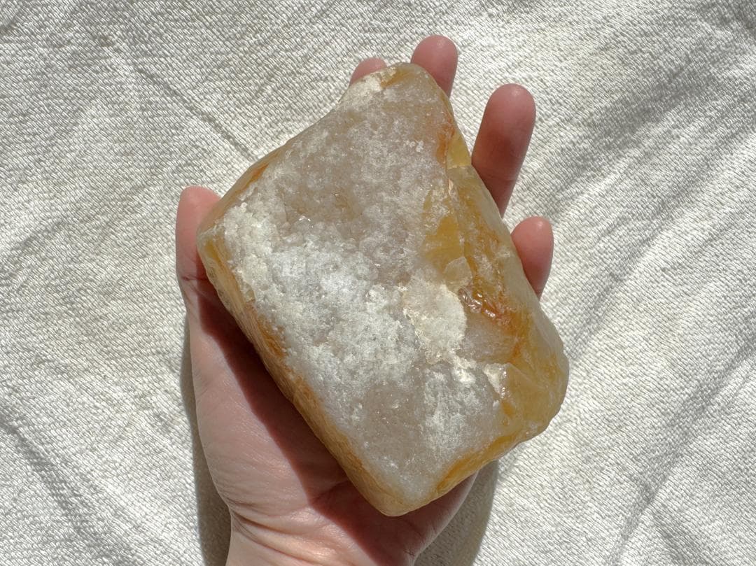 【希少 玉川産】瑪瑙 水晶 667g 原石／天然石