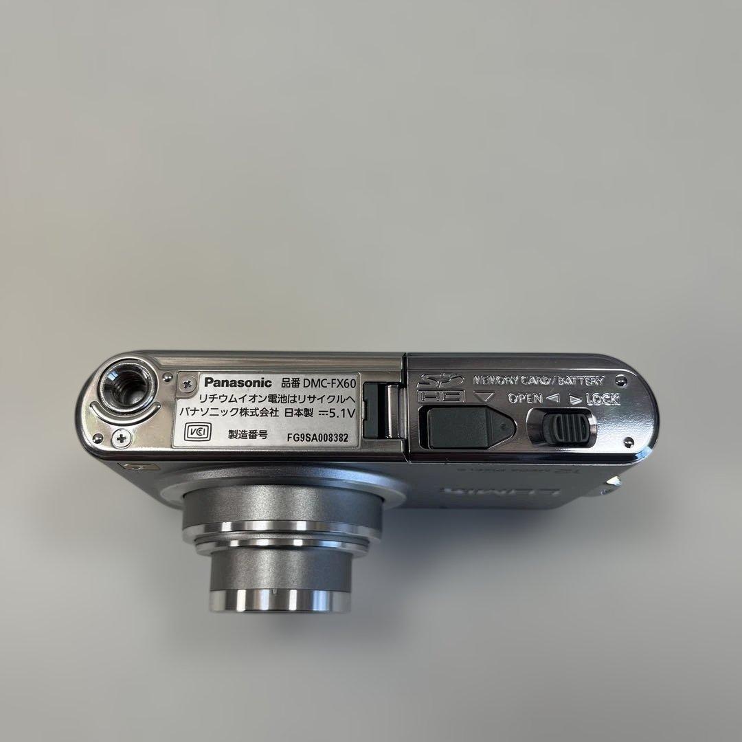 Panasonic LUMIX DMC-FX60 シルバー