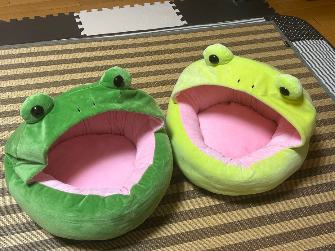 ☆大きなお口のカエルさんクッション☆全2種セット！☆タイトー限定☆非売品☆新品☆