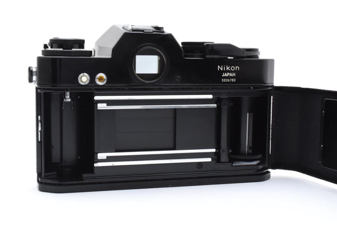 【完動品】Nikomat EL ブラック｜露出計シャッターOK・ファインダー美品
