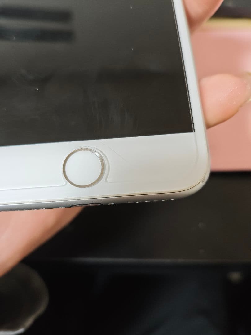 Apple iPhone 8 シルバー 64GBドコモ