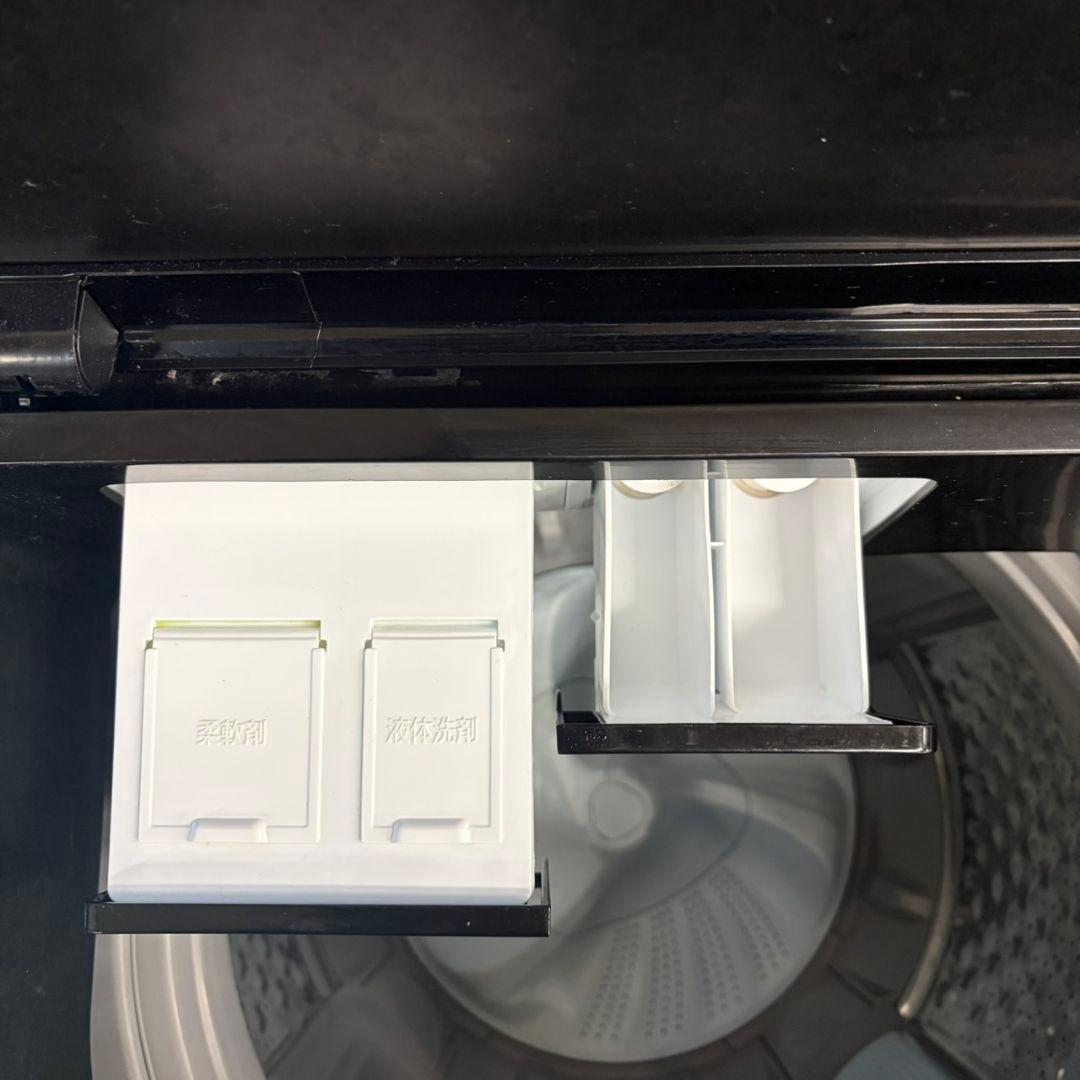 845　便利な洗剤自動投入が付いてこの価格！！洗濯機　８キロ　小型　家庭用　単身