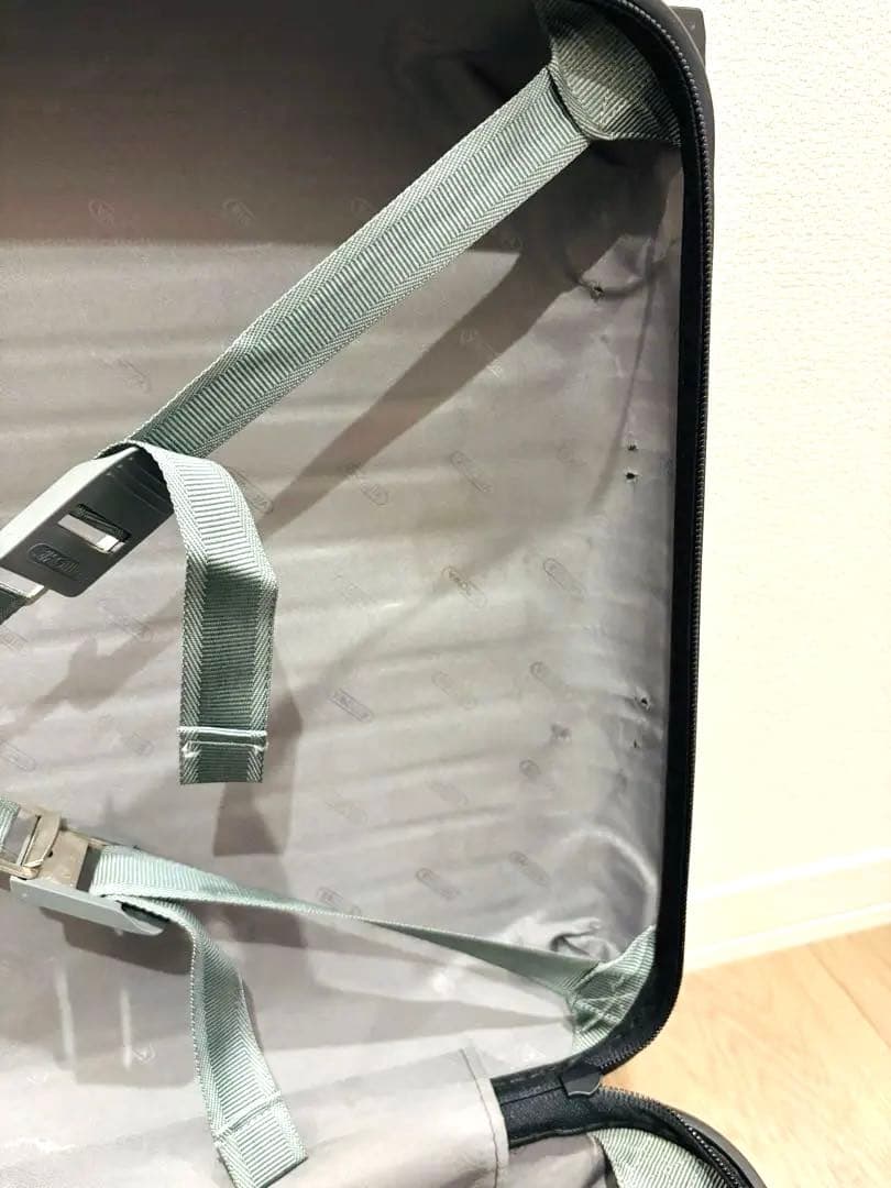 RIMOWA Salsa リモワ サルサ スーツケース（ブラック）機内持込　2輪
