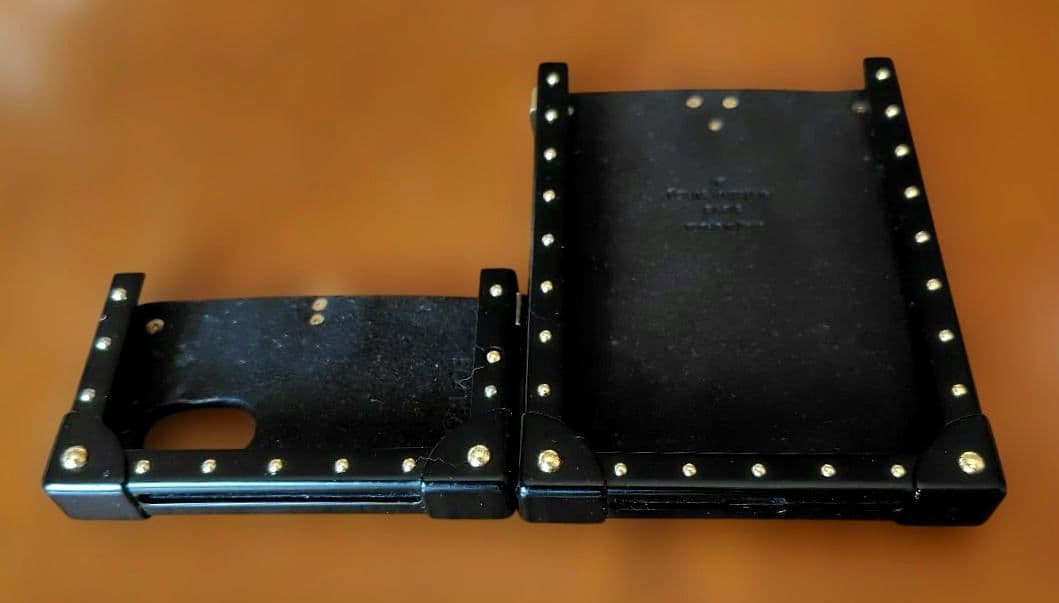 Louis Vuitton スタッズ付きiPhoneケース