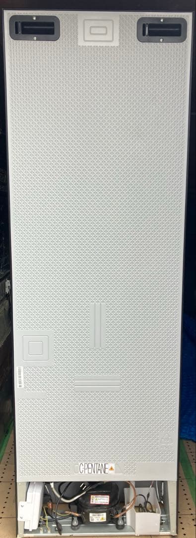 美品 アイリスオーヤマ 冷蔵庫 IRSN-I30A-B 2024年製