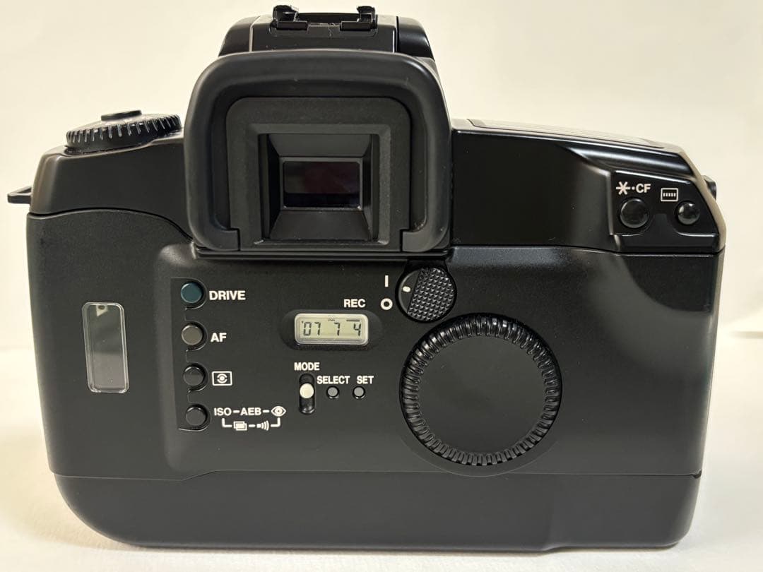 フィルム一眼レフ Canon EOS5 QD VG10 28-105mm付き