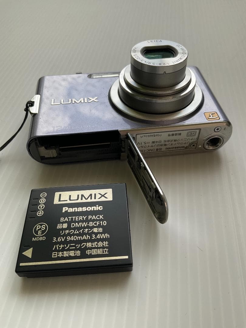 【X'mas sale!!】　Panasonic　LUMIX DMC-FX60