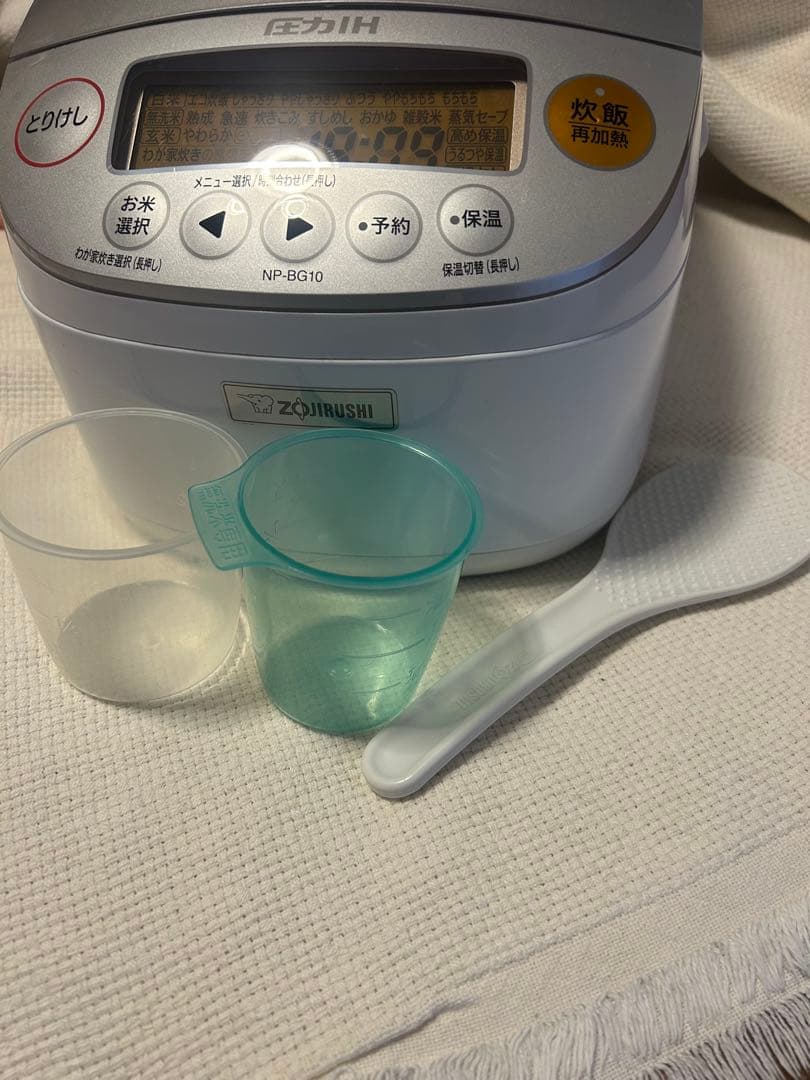 IH炊飯器 NP-BS10 シルバー 5.5合　中古
