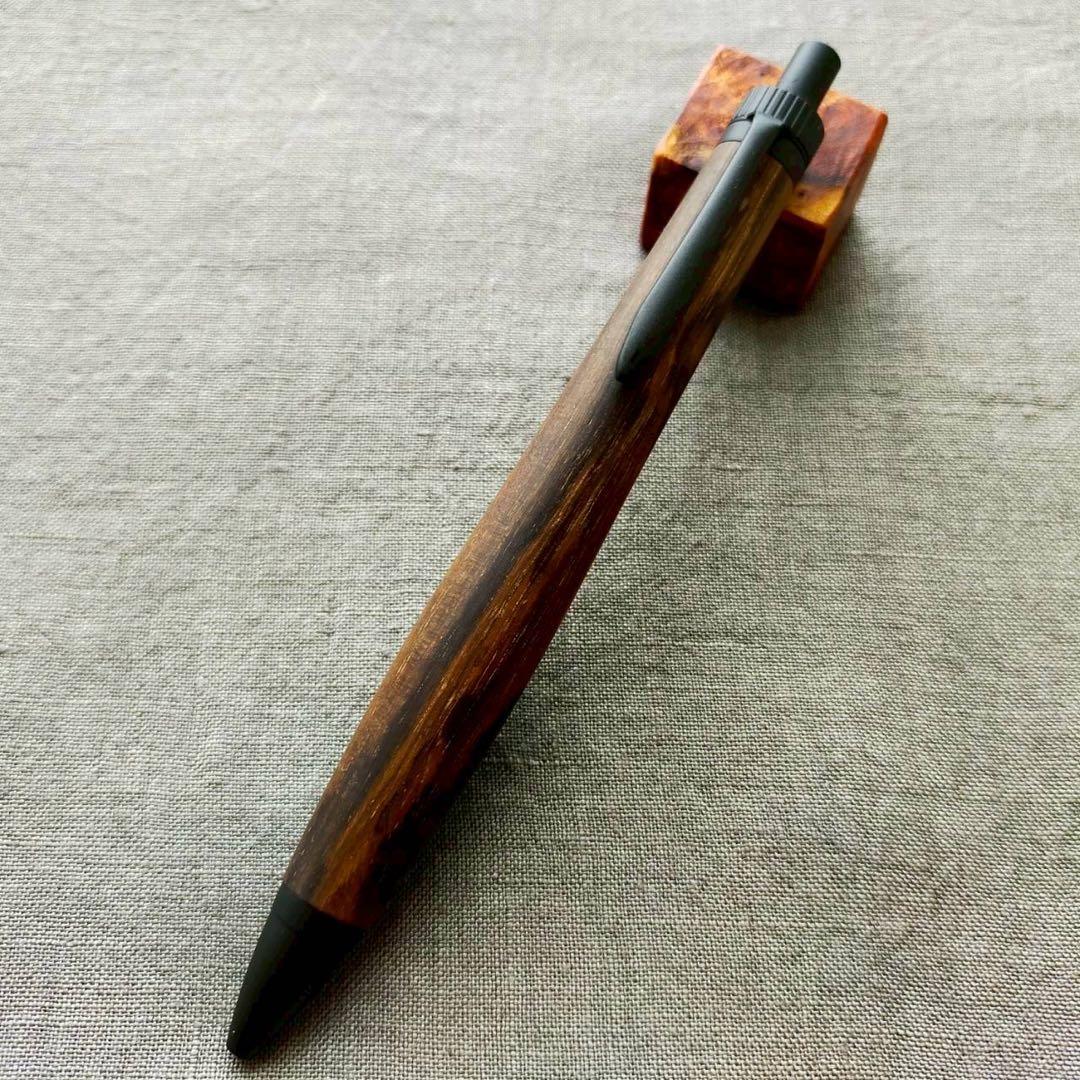 パウサント　根杢　ハンドメイド　木軸ボールペン　G2　天然木　ブラック