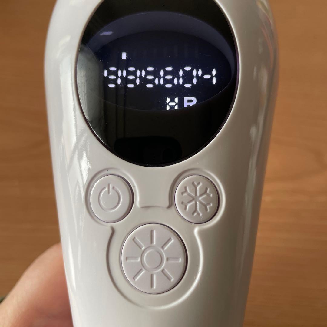 家庭用光脱毛器 残995604回 冷却機能付 8段階調整 サングラス充電器付