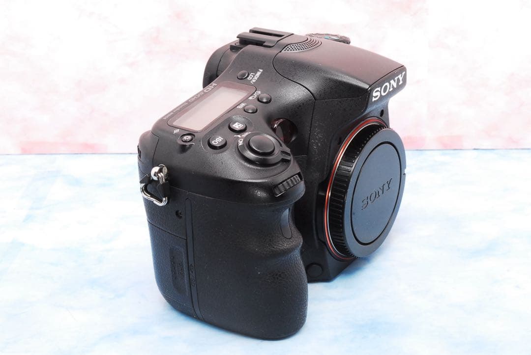 SONY α77★一眼レフカメラ★超望遠レンズ付Wレンズ★高性能＆高画質！