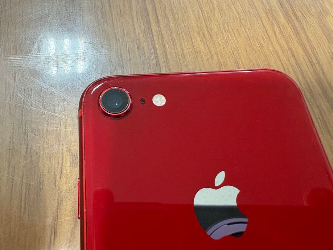 画面割れ 傷 iPhone8 64GB