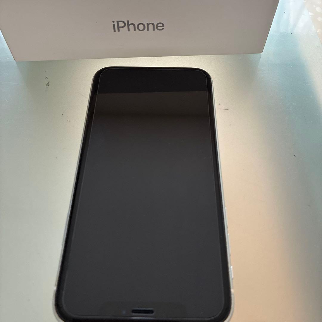 iPhone XR 64GB ホワイト 本体