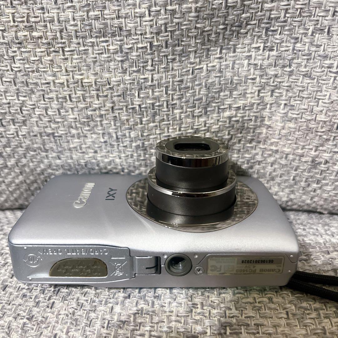 Canon IXY 200F キャノン
