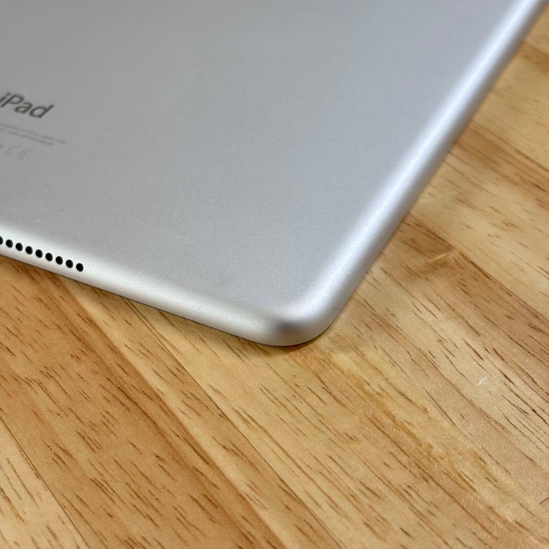 ⭐︎美品⭐︎iPad Air2 au Wi-Fi +Cellularモデル