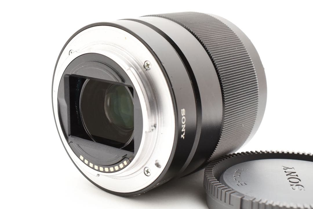 美品　SONY SEL28F20 FE 28mm F2 カメラレンズ　Eマウント