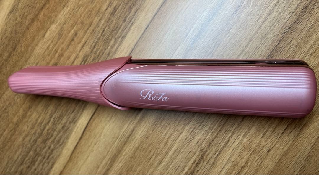 極美品　リファ　ヘアアイロン　ミニ フィンガーアイロン　ST6 シルキーピンク
