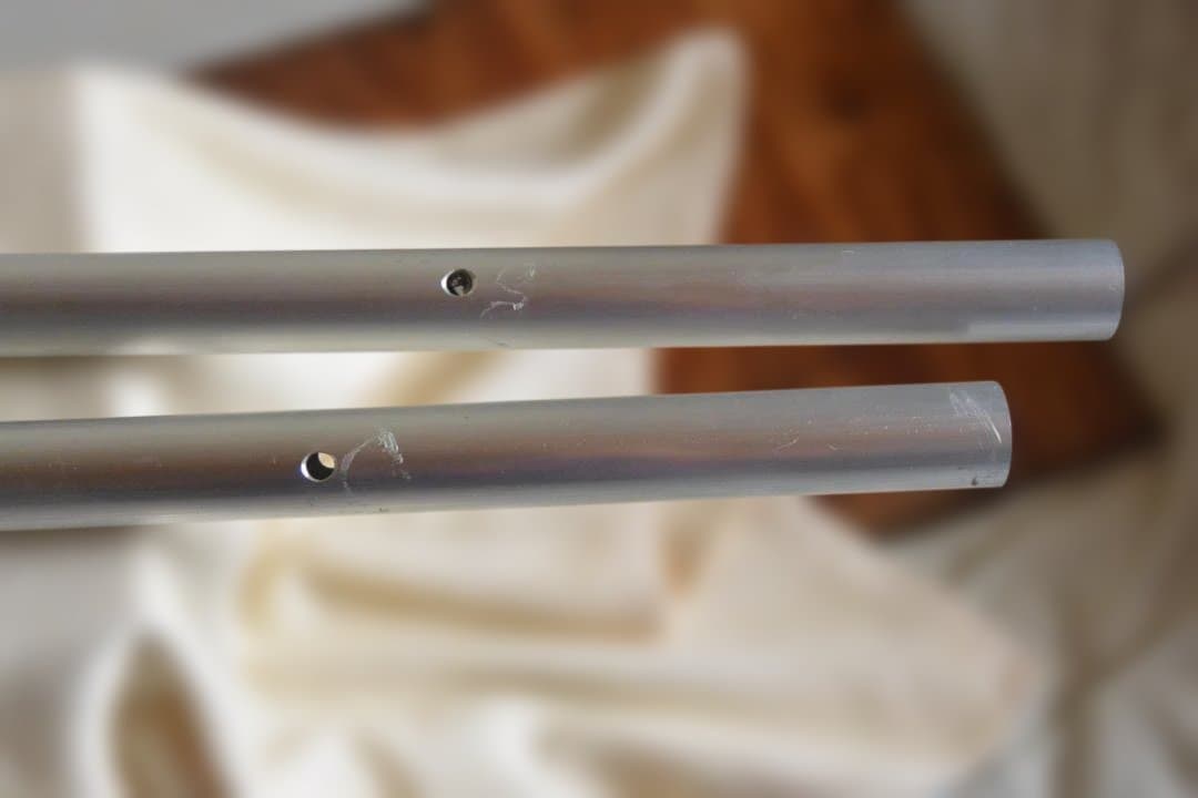 スピーカースタンド アルミ製 高さ調整可能