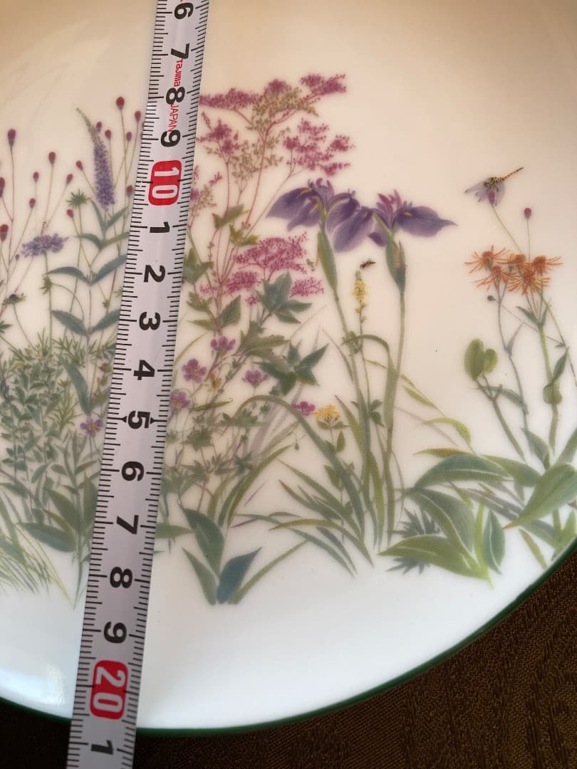 春窯　山野草の絵皿 直径約20cm