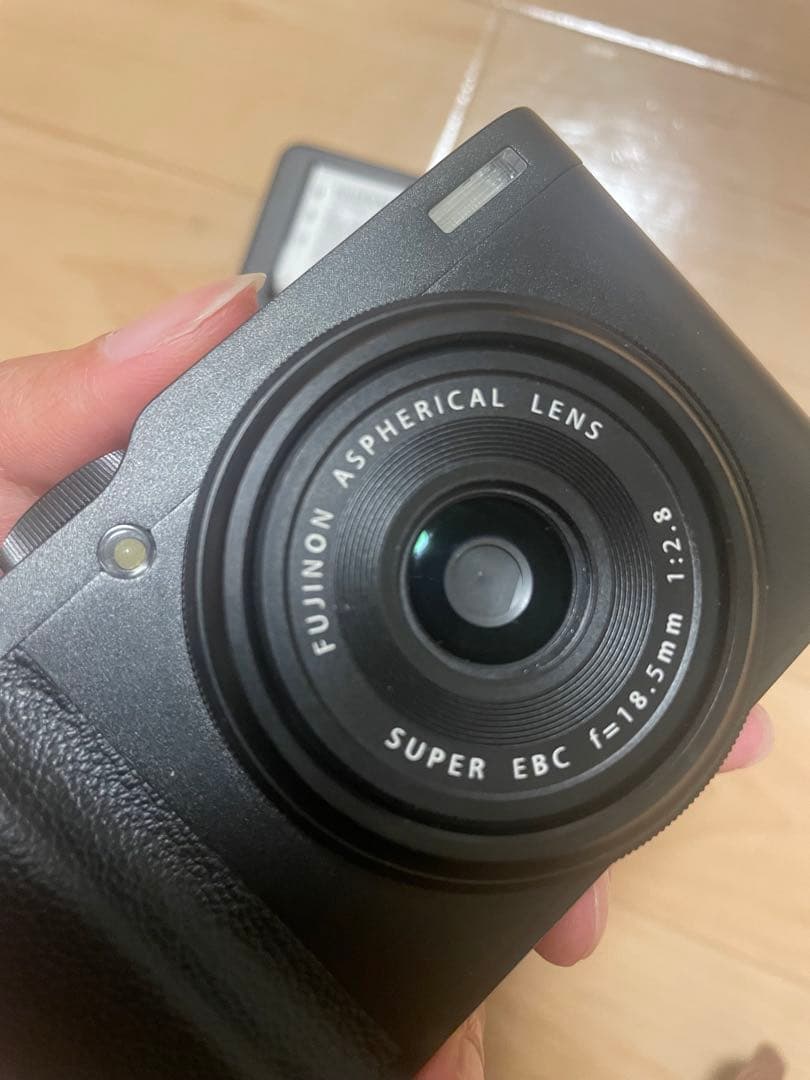 FUJIFILM XF10 ブラック