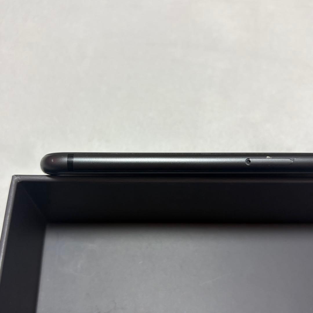【初期化済】iPhone8 スペースグレイ 本体 64GB【付属品あり】