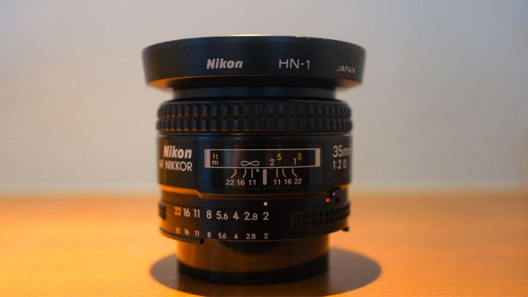 AF NIKKOR 35mm f/2D レンズ