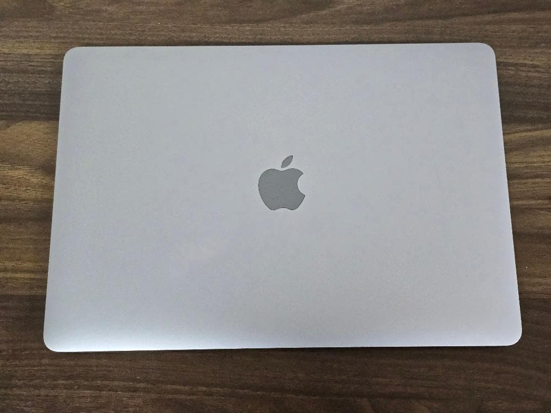 充電91 MacBook Air 2020 13型 i5 1TB USキーA3