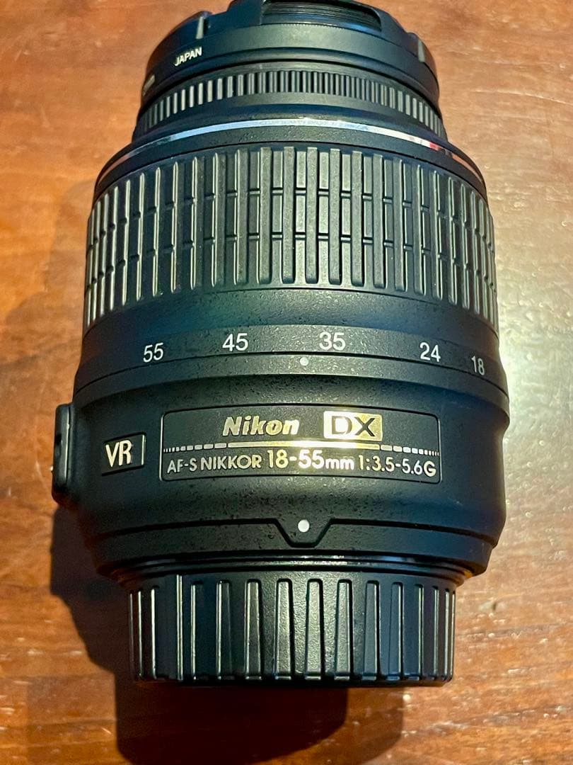 Nikon D5200ダブルレンズセット(18-55mm&55-300mm)