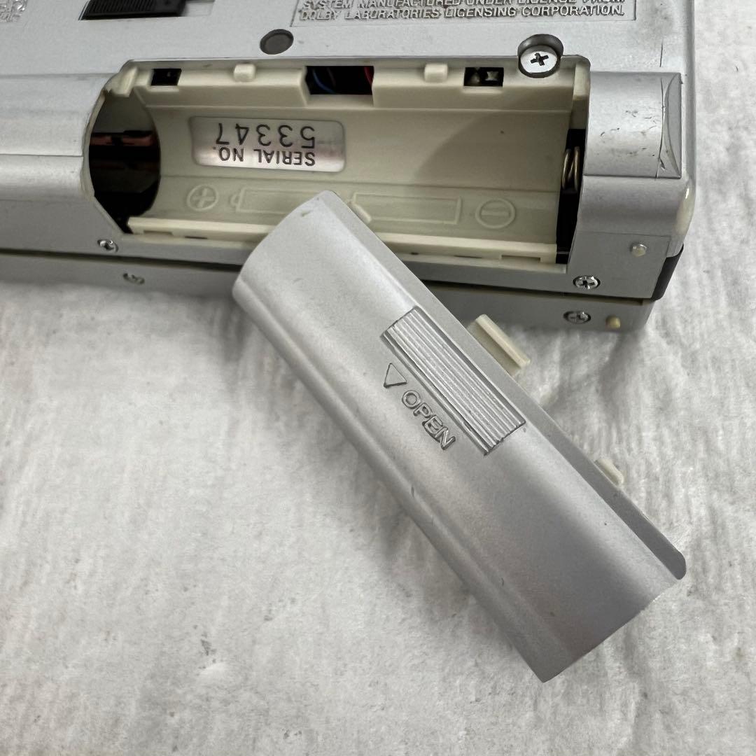【希少】SONY〈WM-F65〉FM/AM ステレオカセットウォークマン(252